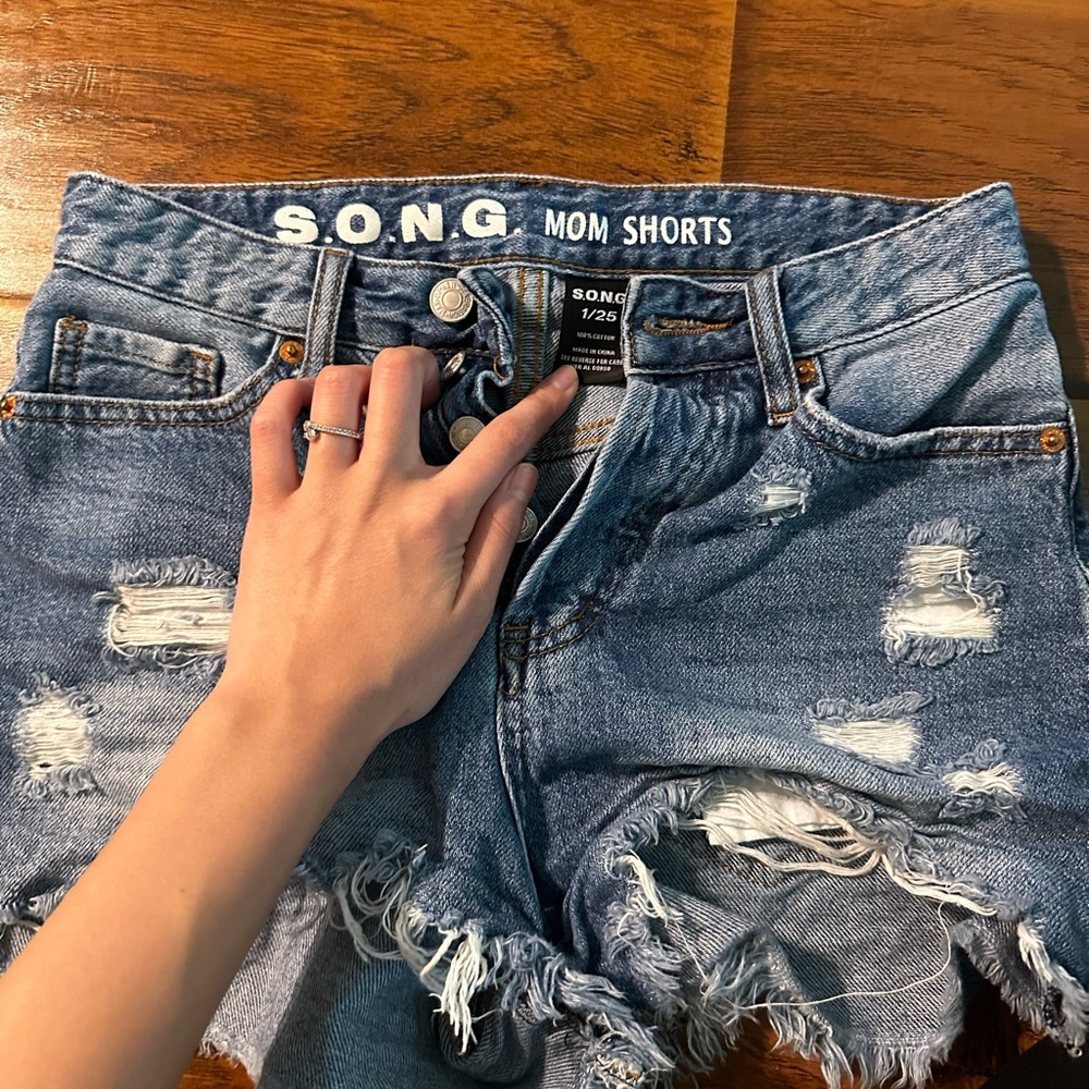 Mom denim shorts